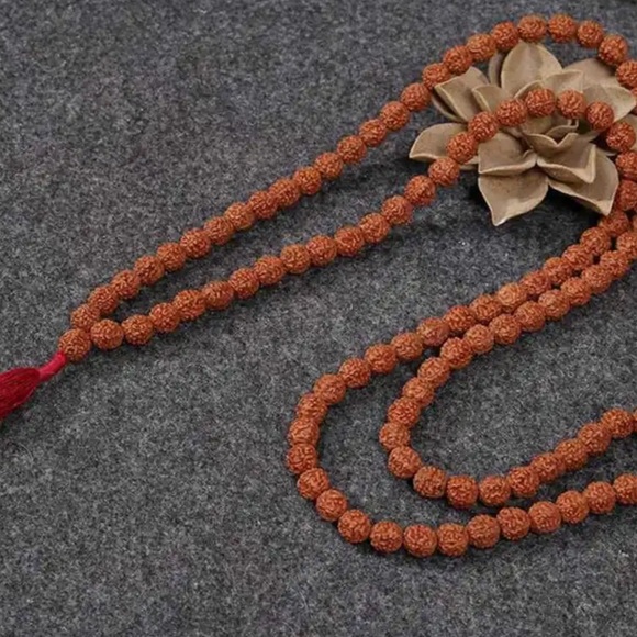 Rudraksha seed meditation prayer bead mala - Picture 5 of 7